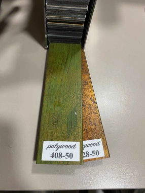 50 MM Altın Yansımalı Zeytin Yeşili Ahşap Jaluzi Perde