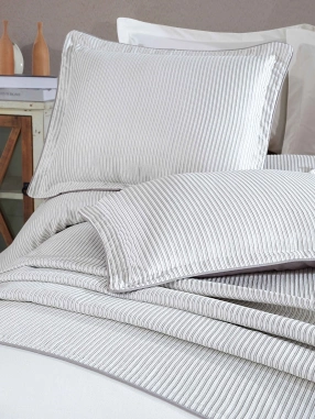 Gardınes Duru Yatak Örtüsü Taş