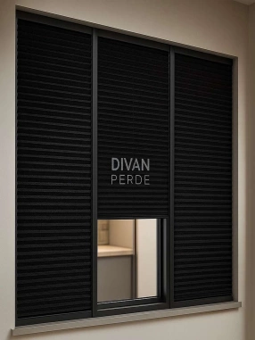 Parrot Siyah Plicell Perde 15