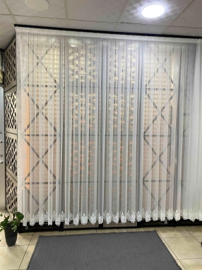 Taç Lale Etek Tül Perde