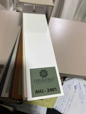 50 MM Beyaz Ahşap Jaluzi Perde