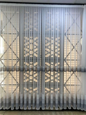 Geometrik Desenli Gri Şeritli Tül Perde